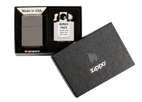 Zippo 29789 - Подарочный набор: зажигалка Black Ice и вставной блок для зажигалок для трубок