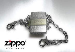 24414 зажигалка Zippo на цепочке с карабинами Zip Chain с покрытием Street Chrome™, латунь/сталь, серебристая, 36x12x56 мм